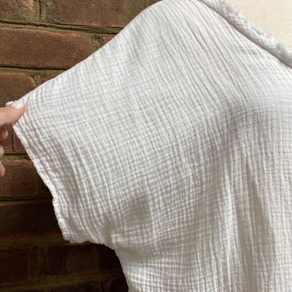 White Short Sleeve Frayed Neck Top One Size - Picture 3 of 5